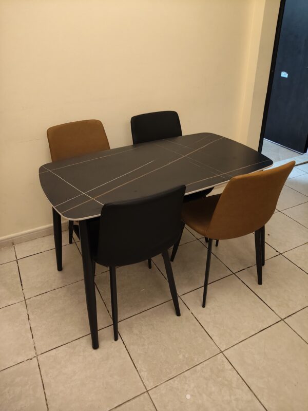 Nero Linea 4-Seater Dining Set — Black Sintered Stone Ceramic Top Table with Gold Line Detail & Mixed Black & Tan Leather Chairs